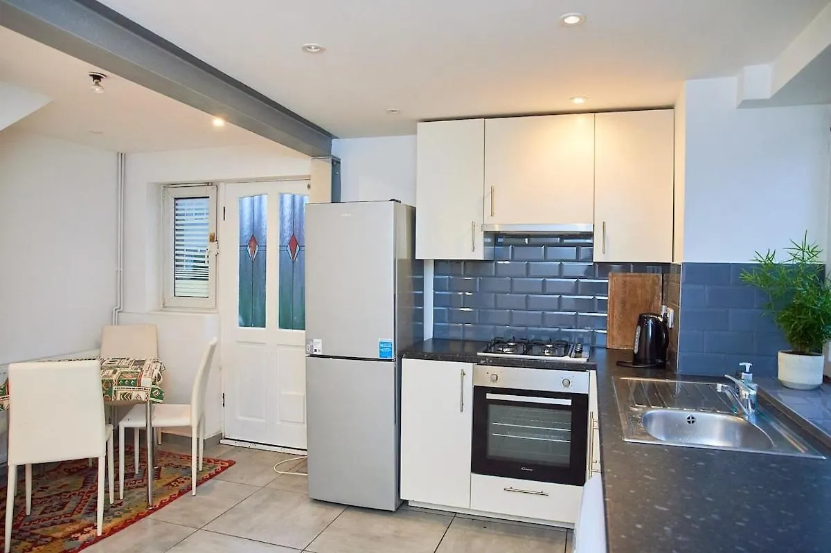 Marvelous House Min To Stratford Villa Londra 0*,