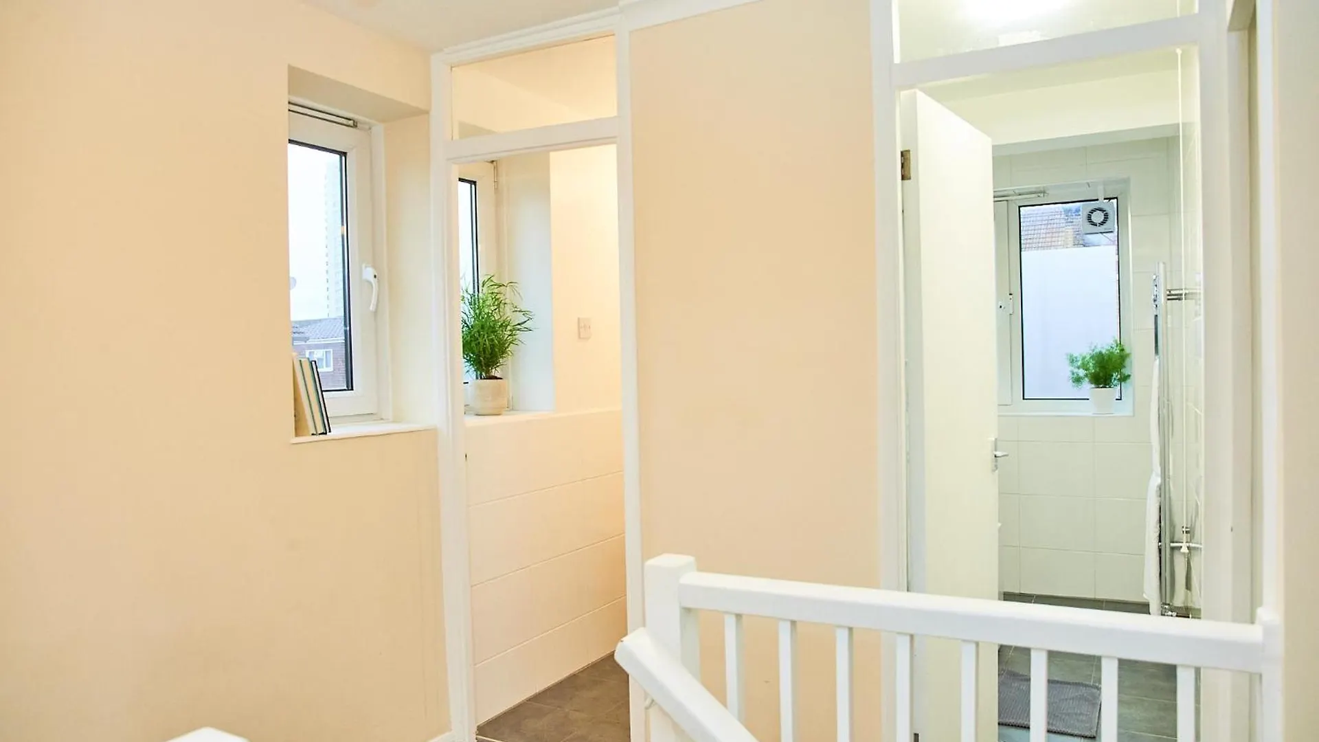 Holiday home Marvelous House Min To Stratford Villa London
