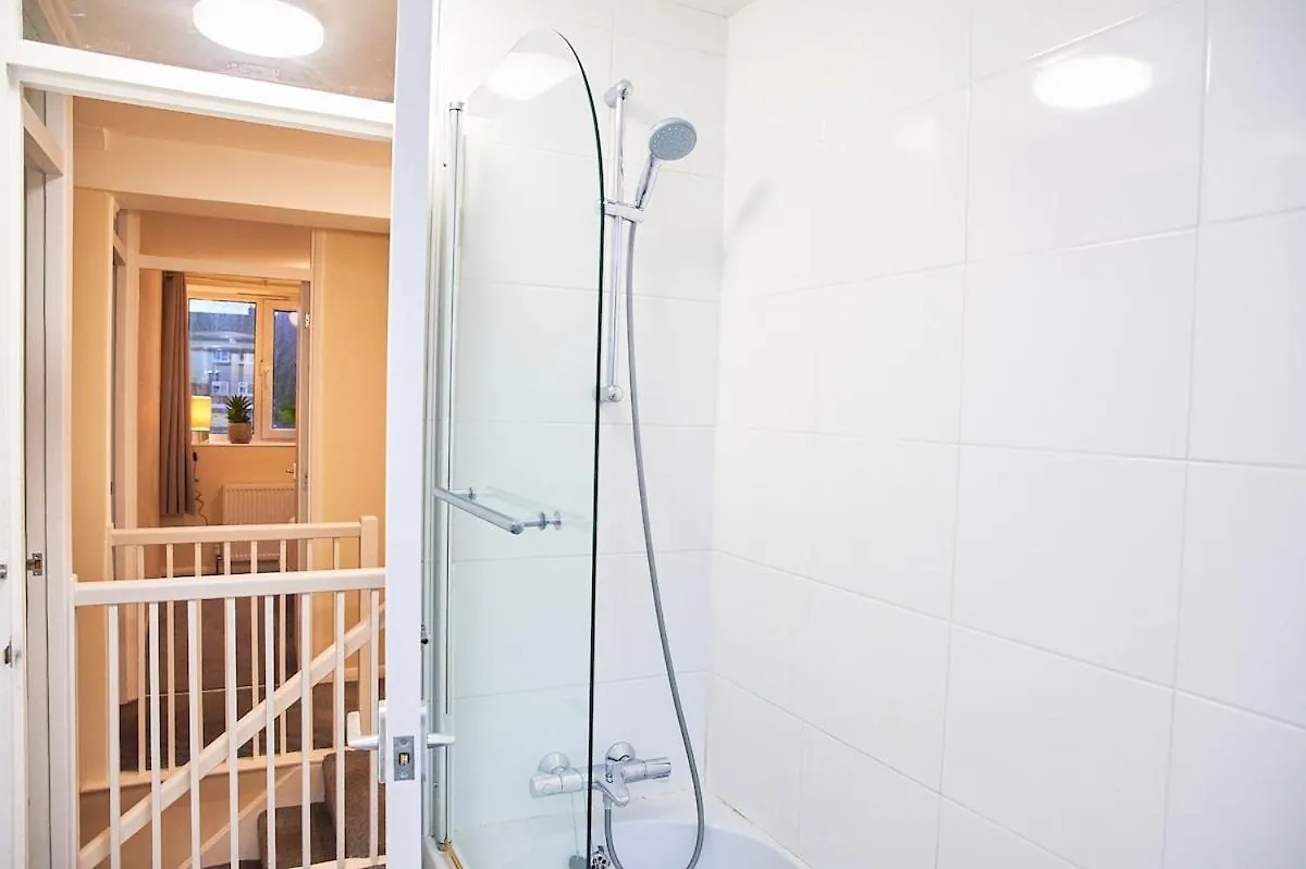 Marvelous House Min To Stratford Villa London Holiday home