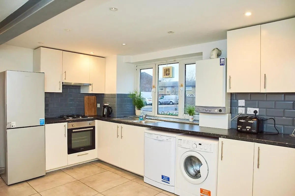 Marvelous House Min To Stratford Villa London United Kingdom